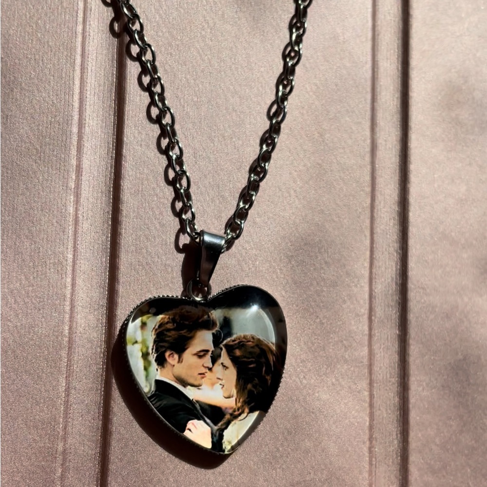 twilight saga necklace